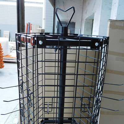 Rak Display Supermarket Hitam Persetujuan TUV Rak Display Berputar Dengan Roda