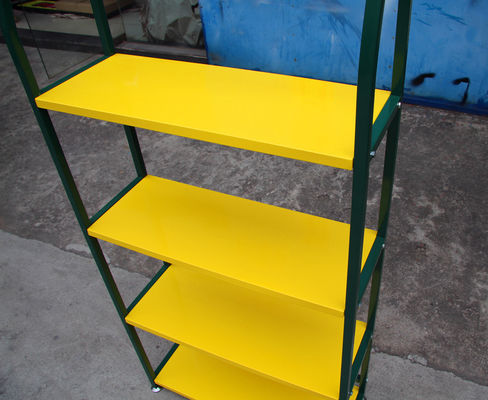 Rak Display Pelumas Sertifikat Warna Kuning TUV Empat Tingkatan